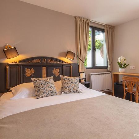 Les Patios Bed & Breakfast ล็องส์ ภายนอก รูปภาพ