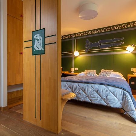 Les Patios Bed & Breakfast ล็องส์ ภายนอก รูปภาพ