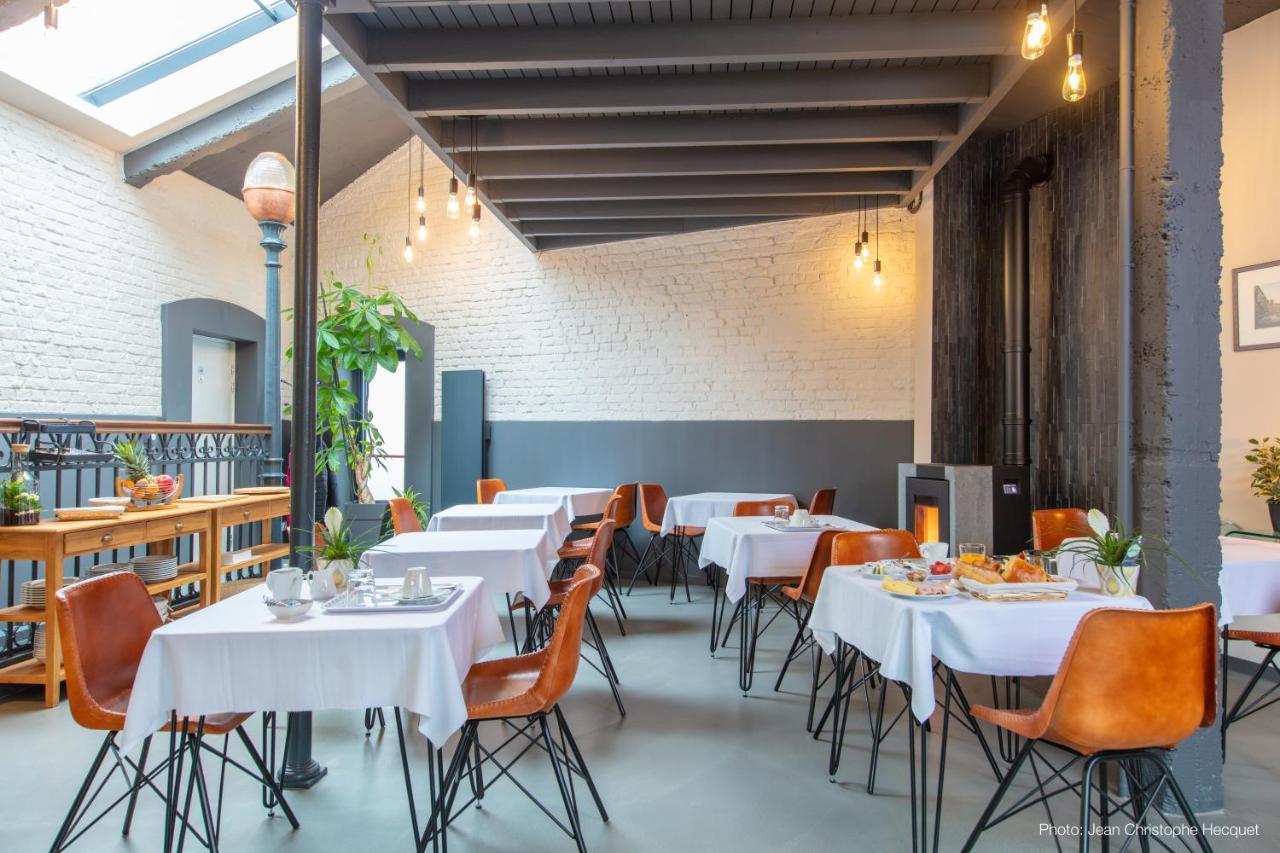 Les Patios Bed & Breakfast ล็องส์ ภายนอก รูปภาพ