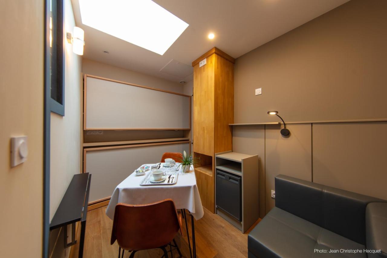 Les Patios Bed & Breakfast ล็องส์ ภายนอก รูปภาพ